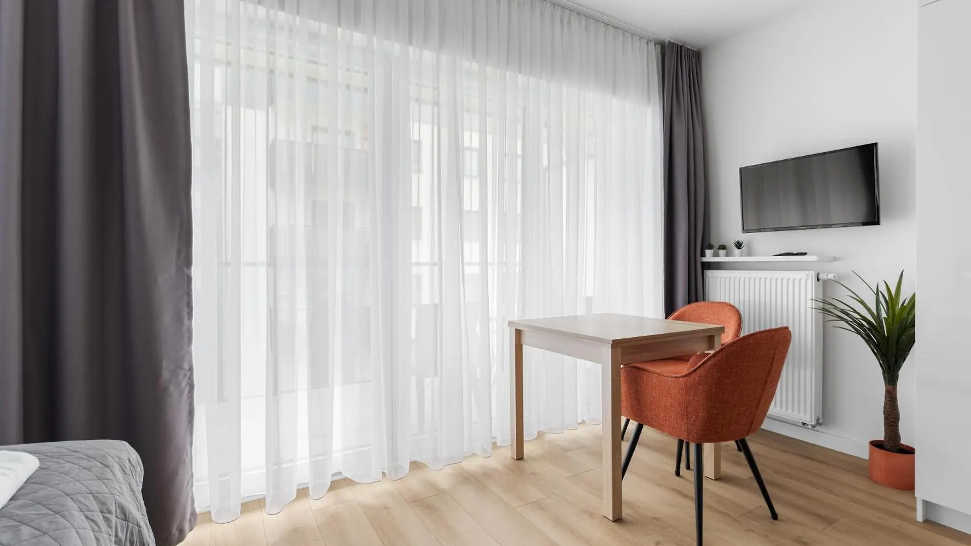 Nowoczesne I Eleganckie Apartamenty Very Berry W Poznaniu By Noclegi Renters Polonia